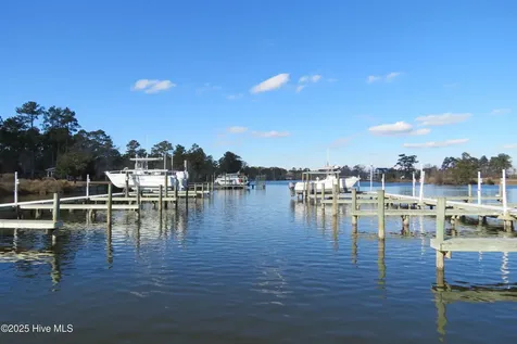 109 Winding Creek Drive Oriental NC 28571