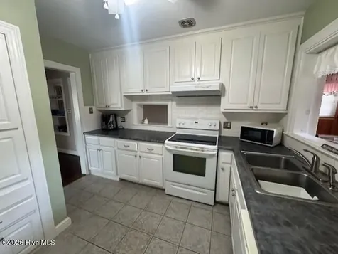 605 S Pembroke Avenue Ahoskie NC 27910