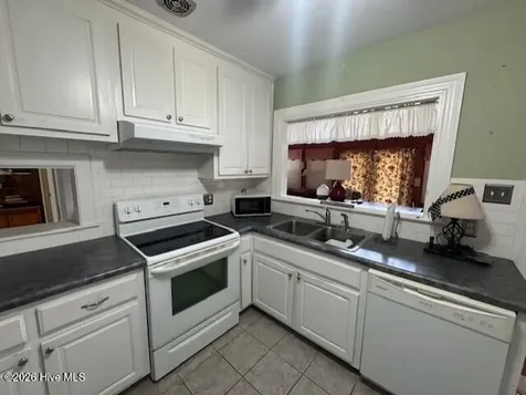 605 S Pembroke Avenue Ahoskie NC 27910