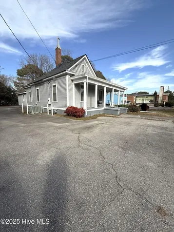 1004 Tarboro Street W Wilson NC 27893