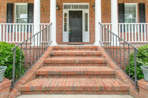 106 Reddes River Court Hertford NC 27944