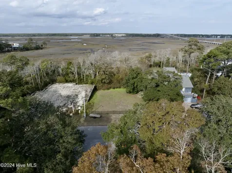 206 Elizabeth Drive Oak Island NC 28465