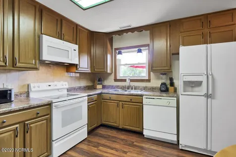 116 Myrtle Avenue Kure Beach NC 28449