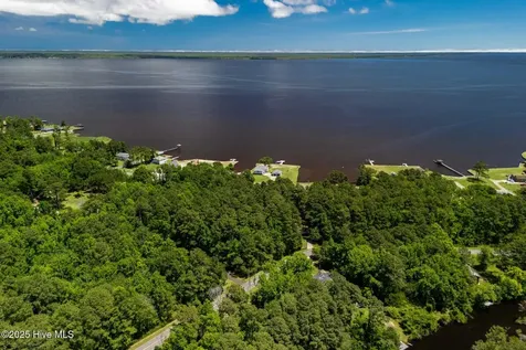 114 Spindrift Trail Elizabeth City NC 27909