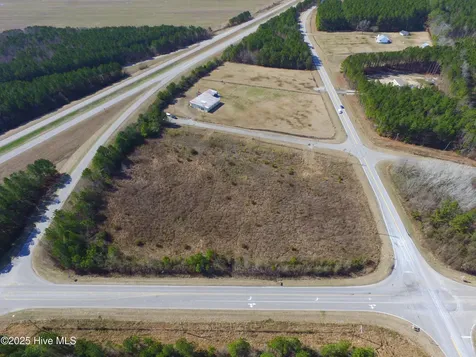 000 Scuppernog Road Creswell NC 27928