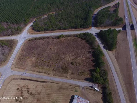 000 Scuppernog Road Creswell NC 27928