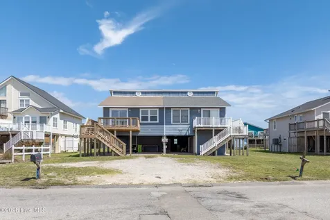 173 Sea Gull Lane North Topsail Beach NC 28460