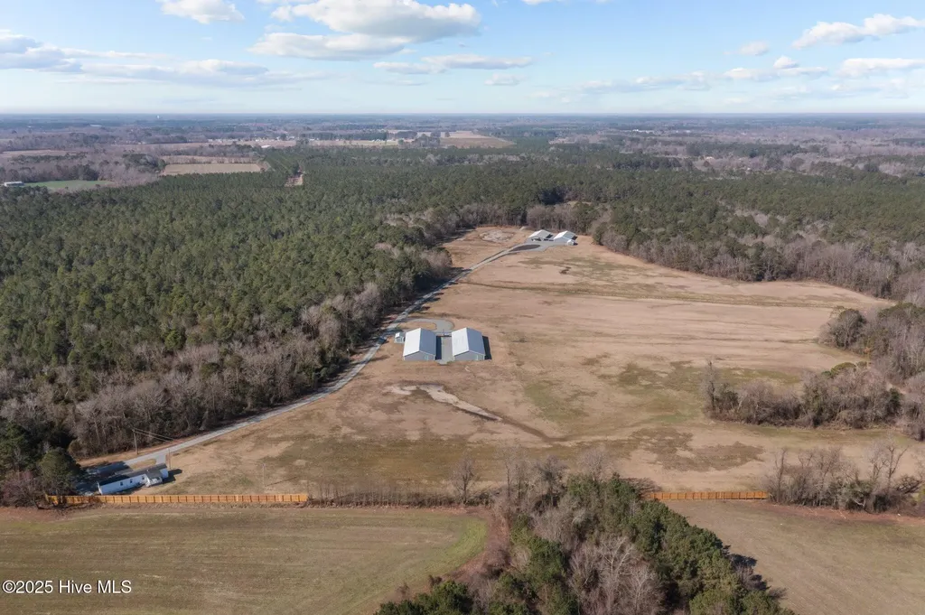 9572 Highway 41 Pink Hill NC 28572