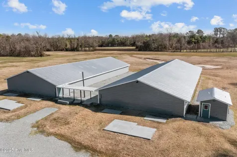 9572 Highway 41 Pink Hill NC 28572