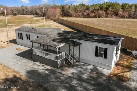 9572 Highway 41 Pink Hill NC 28572