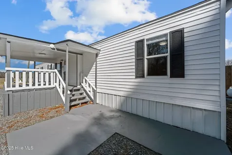 9572 Highway 41 Pink Hill NC 28572