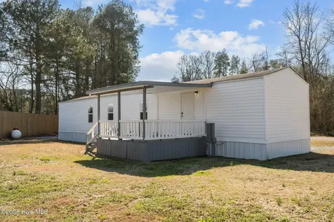 9572 Highway 41 Pink Hill NC 28572