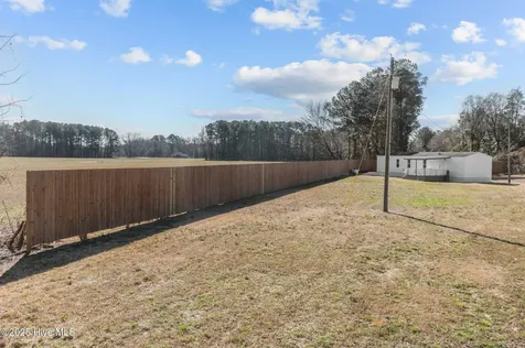 9572 Highway 41 Pink Hill NC 28572