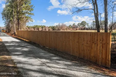 9572 Highway 41 Pink Hill NC 28572
