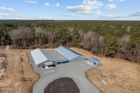 9572 Highway 41 Pink Hill NC 28572