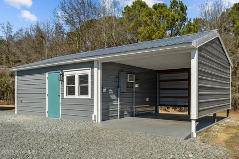 9572 Highway 41 Pink Hill NC 28572