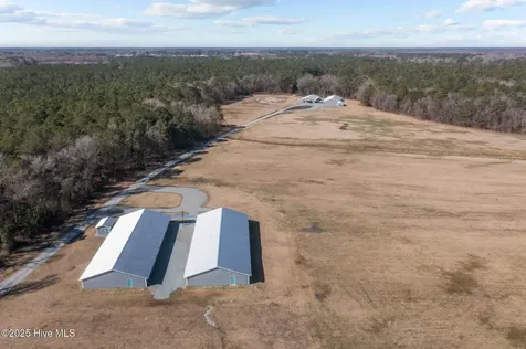 9572 Highway 41 Pink Hill NC 28572