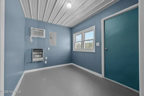 9572 Highway 41 Pink Hill NC 28572
