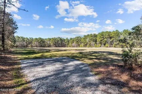 9572 Highway 41 Pink Hill NC 28572