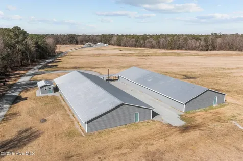 9572 Highway 41 Pink Hill NC 28572