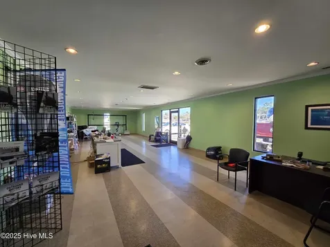 213 Us 70 W Havelock NC 28532