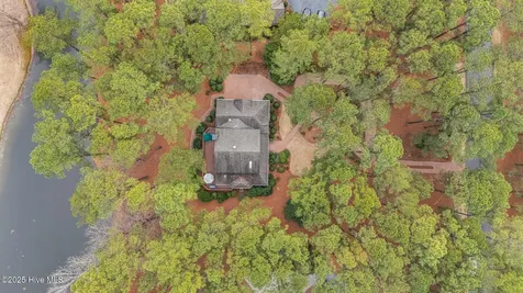 17 Mcmichael Drive Pinehurst NC 28374