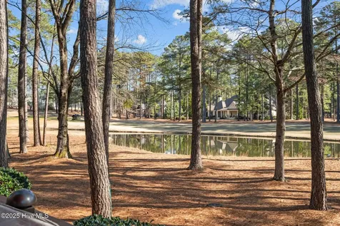 17 Mcmichael Drive Pinehurst NC 28374