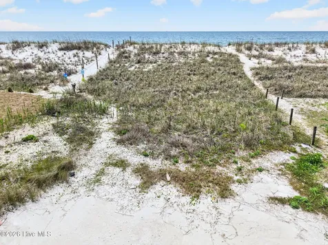 4913 E Beach Drive Oak Island NC 28465