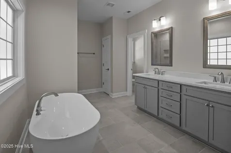 911 Hunter Grace Drive Winterville NC 28590