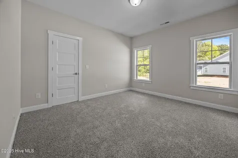 911 Hunter Grace Drive Winterville NC 28590