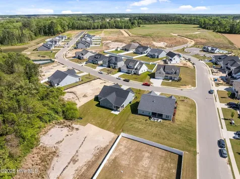 911 Hunter Grace Drive Winterville NC 28590