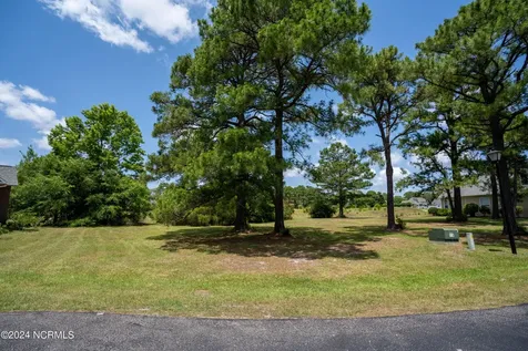 4222 W Tanager Court SE Southport NC 28461