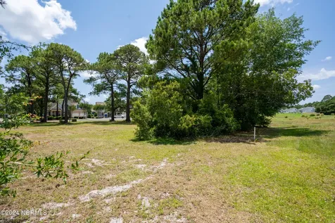 4222 W Tanager Court SE Southport NC 28461