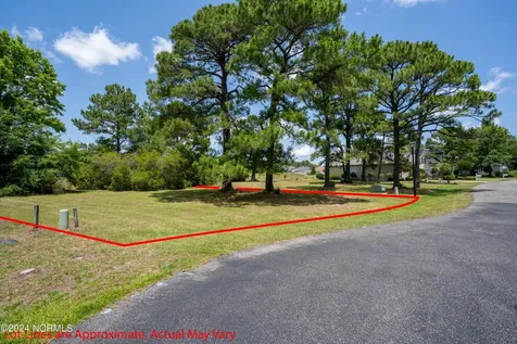 4222 W Tanager Court SE Southport NC 28461