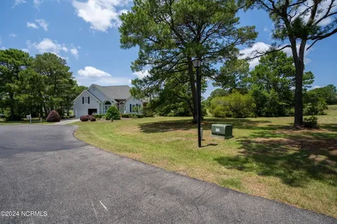 4222 W Tanager Court SE Southport NC 28461