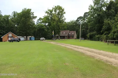4507 Rivershore Drive New Bern NC 28560