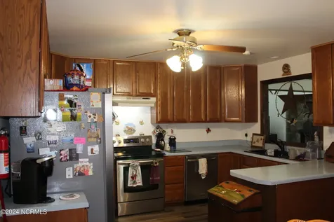 4507 Rivershore Drive New Bern NC 28560