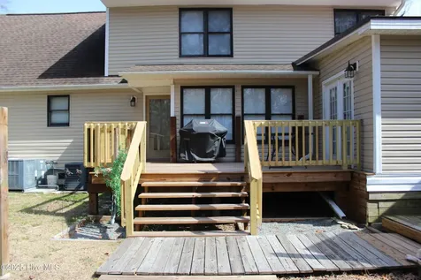4507 Rivershore Drive New Bern NC 28560