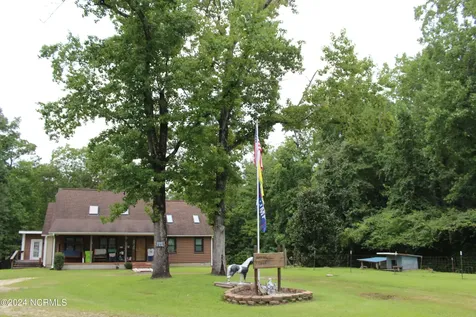 4507 Rivershore Drive New Bern NC 28560