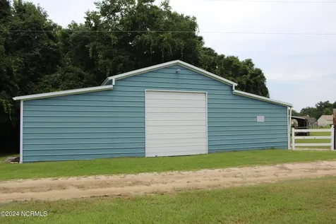 4507 Rivershore Drive New Bern NC 28560