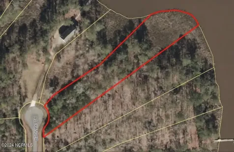 3 Alexander Drive Belhaven NC 27810