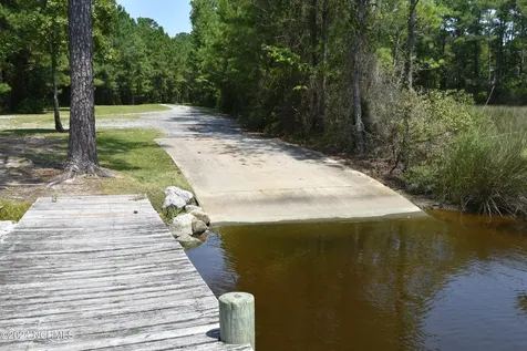 3 Alexander Drive Belhaven NC 27810