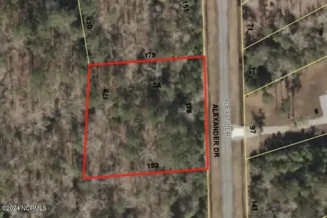 3 Alexander Drive Belhaven NC 27810
