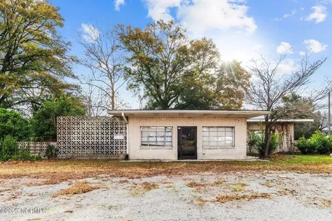 801 East Boulevard Williamston NC 27892