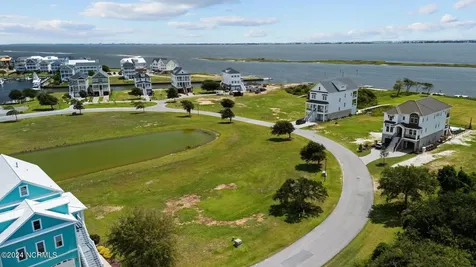343 Kensington Place Newport NC 28570