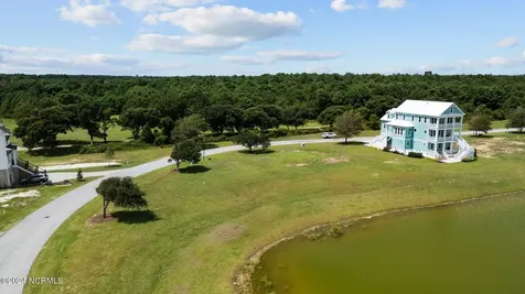 343 Kensington Place Newport NC 28570