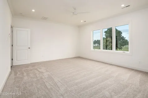 76 Pine Tree Point Snow Hill NC 28580