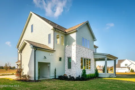 76 Pine Tree Point Snow Hill NC 28580