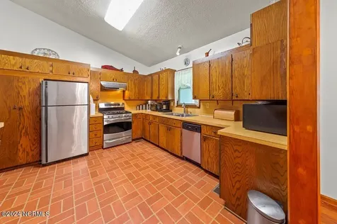 543 Cooper-leath Trail Oriental NC 28571