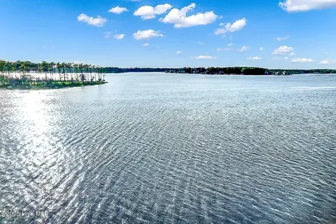 495 Ballast Point Oriental NC 28571